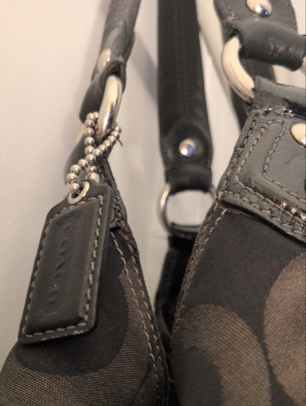 2005 Coach Madison Maggie Black Signature 'C' Pattern Shoulder Bag H0973-14305